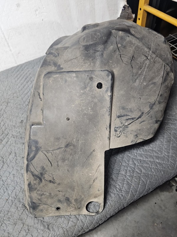 Ford Mustang Coupe Left Driver Front Inner Fender Liner Rear Section 11-14