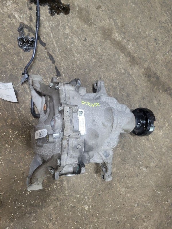 Differential Carrier 2.3L 3.31 Ratio Fits 15-22 MUSTANG 1609159