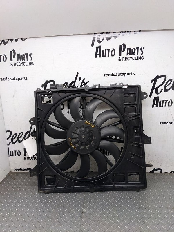 Radiator Fan Motor Fan Assembly Fits 17-23 CAMARO 1176377