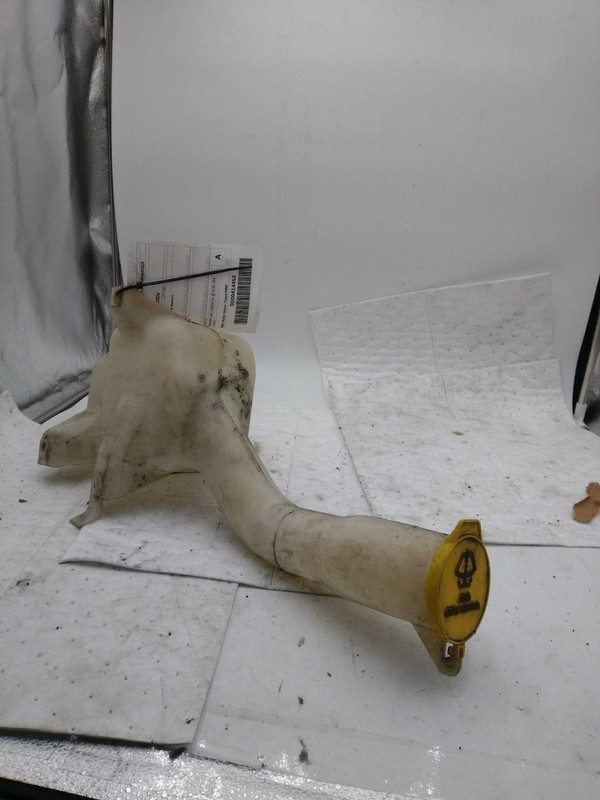 2009 CHRYSLER 300 Washer Fluid Reservoir OEM Grey 05139113AA 05170706AA