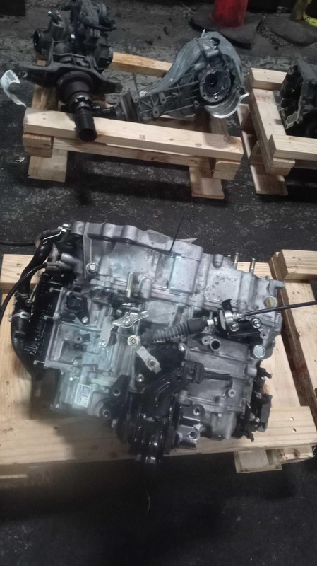2023 Toyota Corolla Cross Automatic Transmission Assembly Green 18K Miles OEM