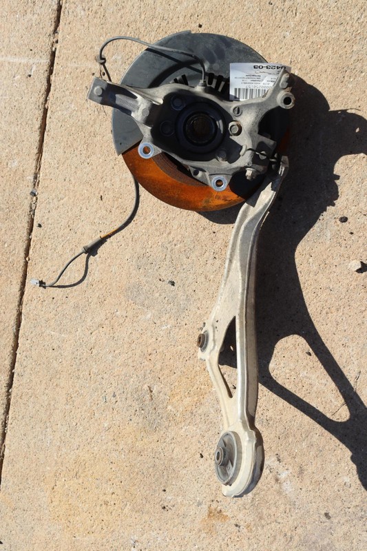 2016-2020 NISSAN MAXIMA FRONT RIGHT PASSENGER SIDE SPINDLE KNUCKLE WHEEL HUB OEM
