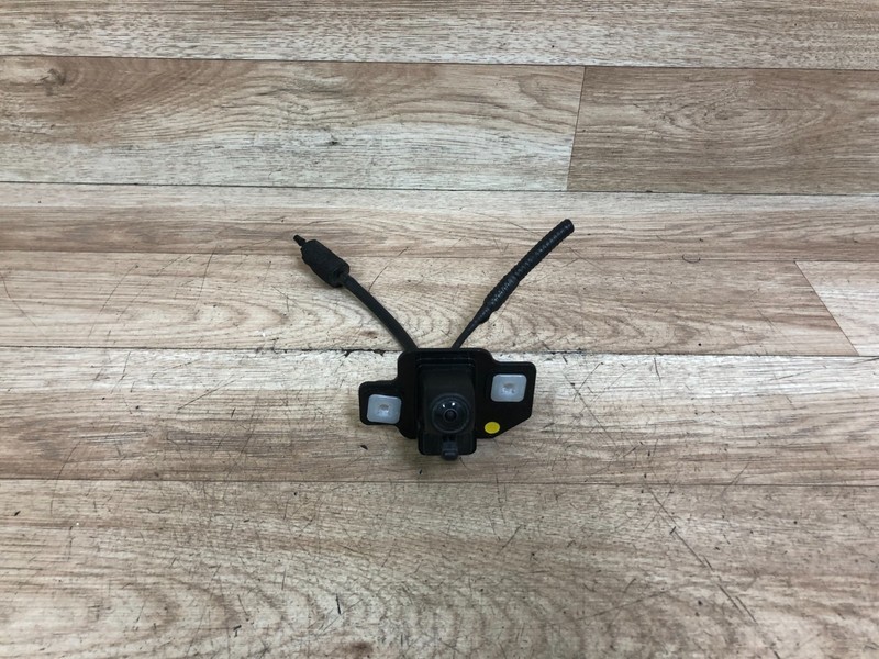 LEXUS OEM RX350 RX350H REAR TAILGATE LIFTGATE BACKUP BACK VIEW CAMERA 23-26