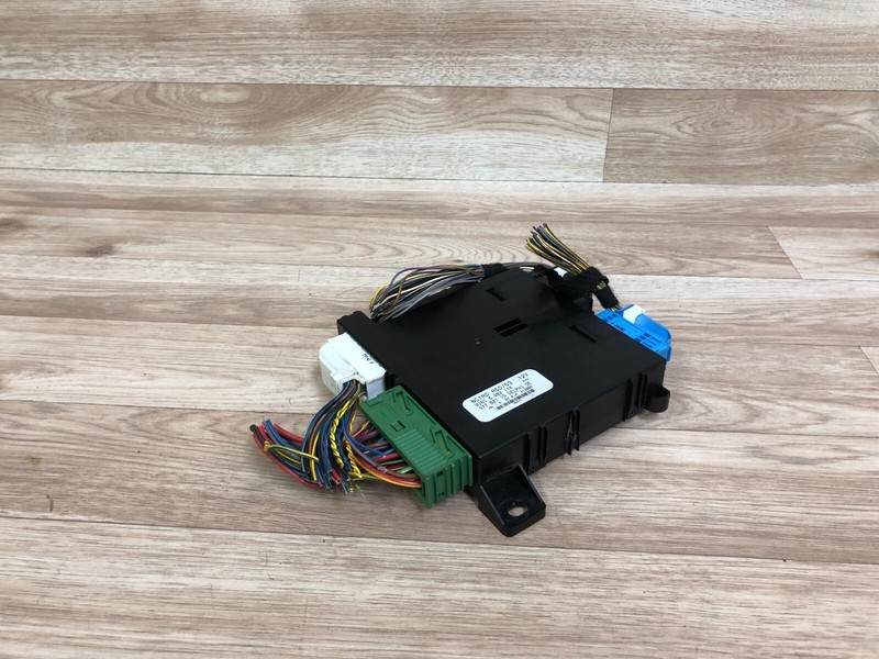 MINI COOPER OEM R50 R52 R53 FRONT LIGHT FOOTWELL BODY CONTROL MODULE 02-06 5