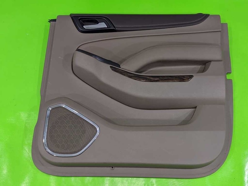 15-20 YUKON XL PASSENGER RIGHT REAR INTERIORDOOR PANEL OEM 4030-158