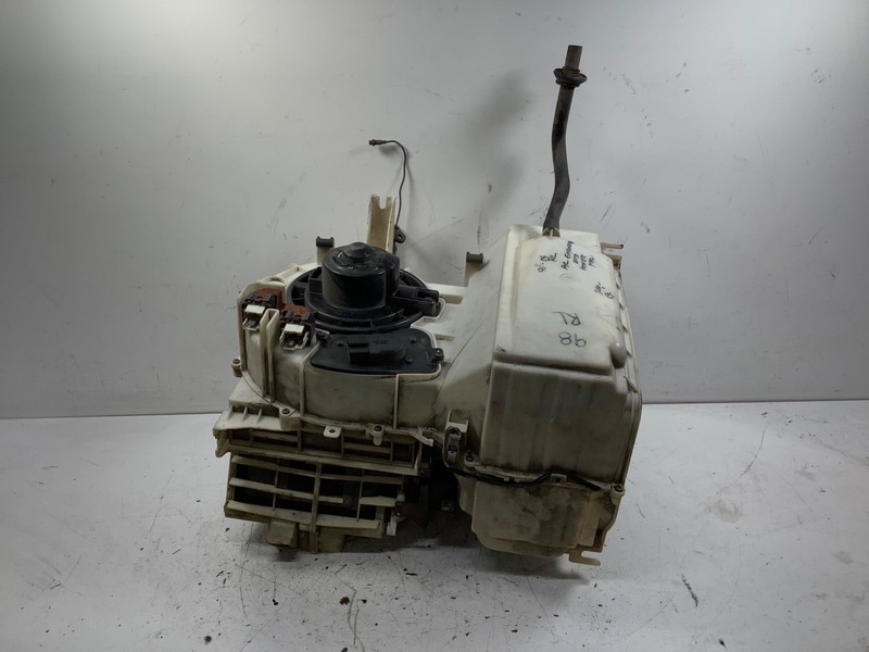 96-04 Acura RL A/C Evaporator with Heater Fan OEM