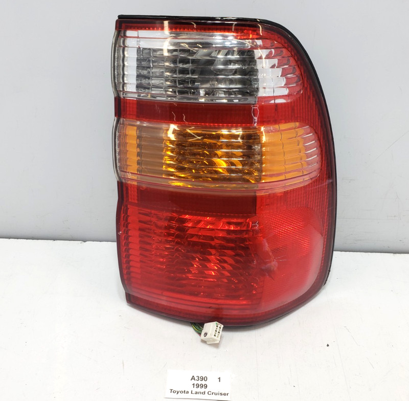 ✅ 98-02 OEM Toyota Land Cruiser J100 Rear Right Passenger Outer Tail Light Lamp