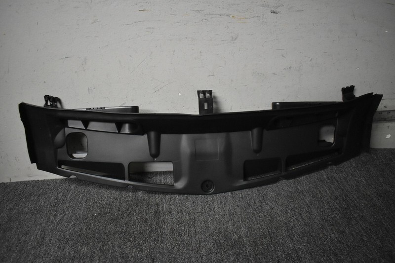 2008-2014 MERCEDES BENZ C300 4MATIC FAN SHROUD SIGHT SHIELD FACTORY OEM