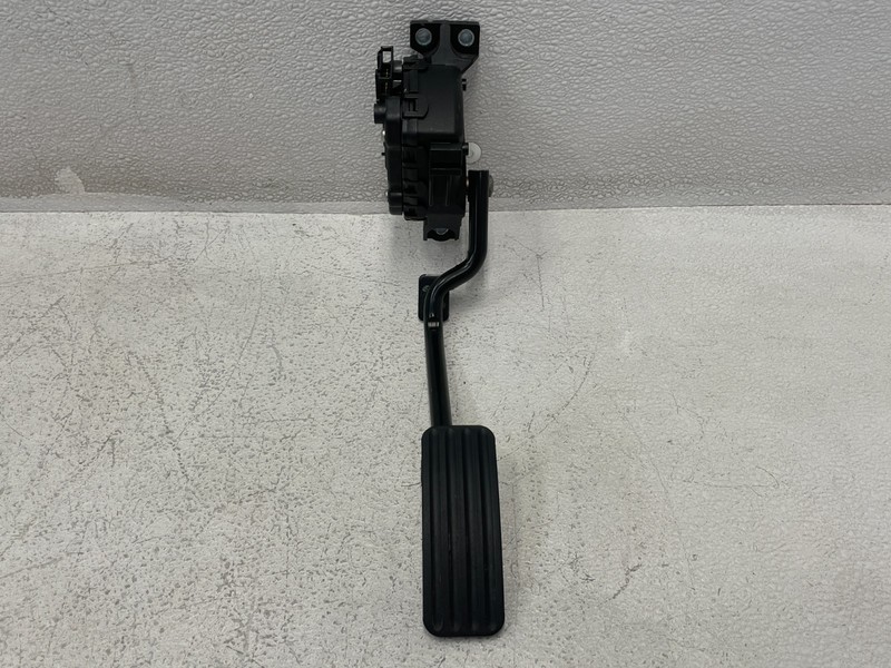 07 08 09 Jaguar XK Accelerator Gas Pedal Assembly Black 1593 OEM