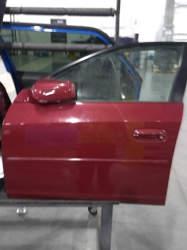 2005 Cadillac CTS Left Front Door Red 4DR Sedan 166K Miles OEM Part 462128