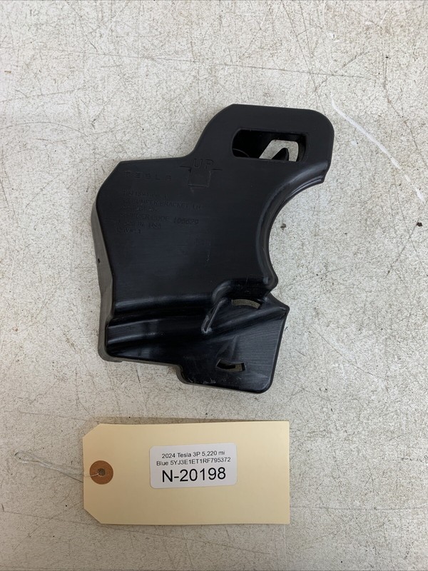⚡️24-25 Tesla 3 Rear Left Side Bumper Bracket 1941891-00-A 20198 B98