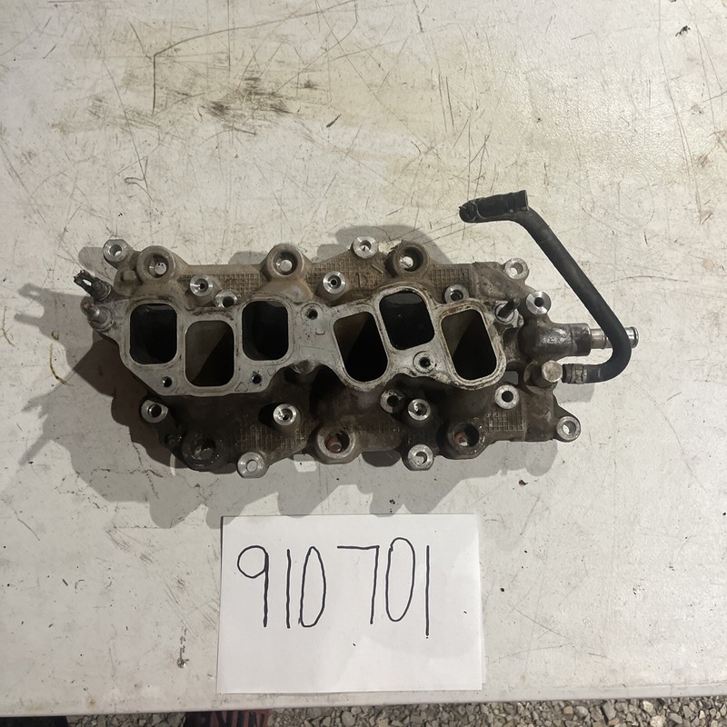 2004-2006 LEXUS ES330 LOWER INTAKE MANIFOLD 17101-20070 OEM