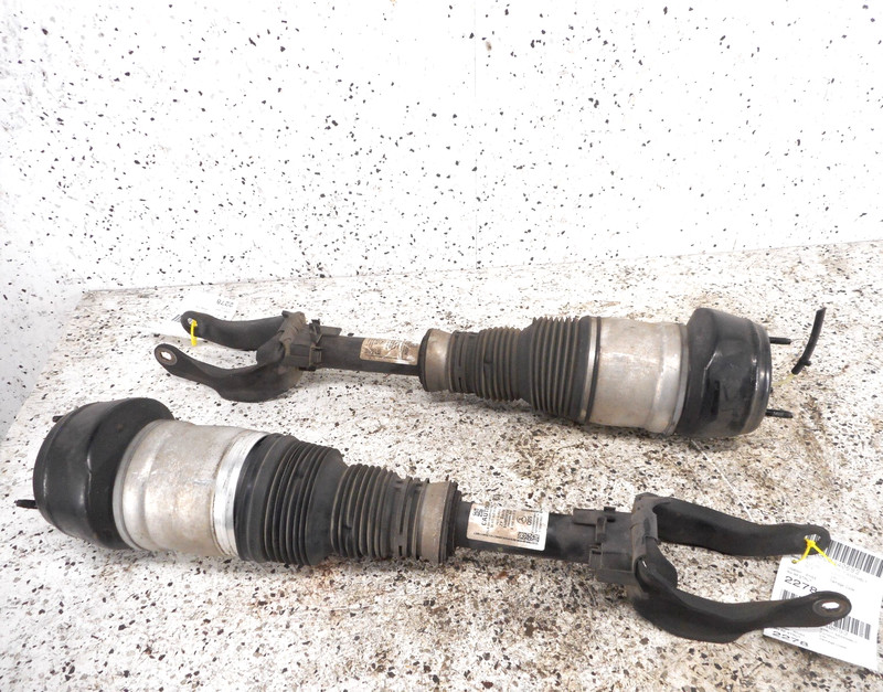 13-16 Mercedes-Benz GL450 Front Strut Shock Pair Left Right Adaptive Damping OEM
