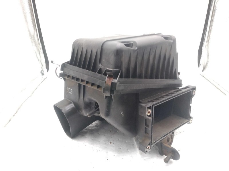2008 KIA RONDO Air Cleaner Assembly OEM 2.7L V6 Used 219K Miles