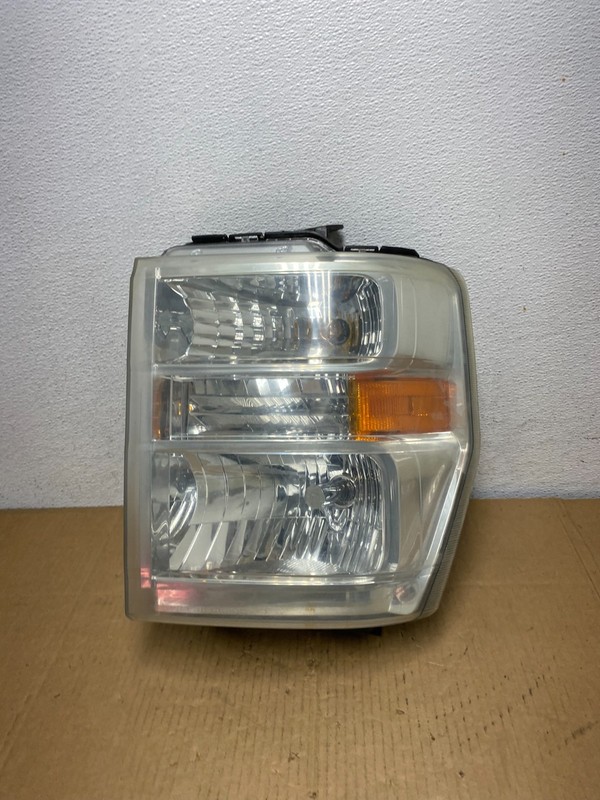 2008-2014 Ford Econoline E150 E250 E350 Left Driver LH Headlight OEM AD0825 DW