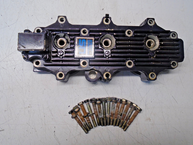 J3 85hp chrysler force cylinder head F630518 803933T Outboard