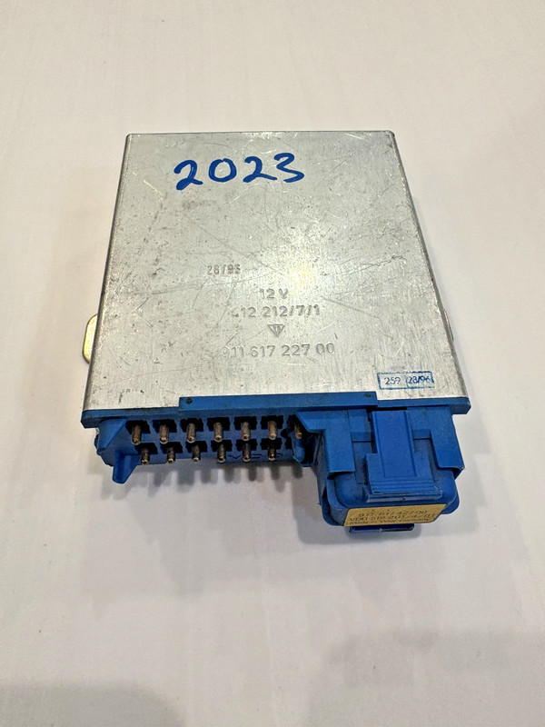 Porsche 911 964 993 928 OEM Cruise Control Module 91161722700