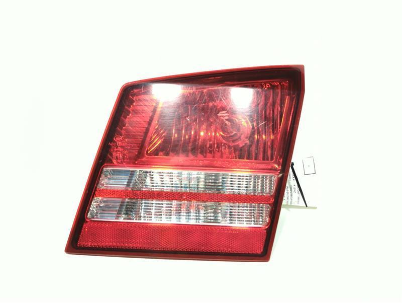 Used Right Tail Light Assembly fits: 2008 Mercury Mariner Right Grade A