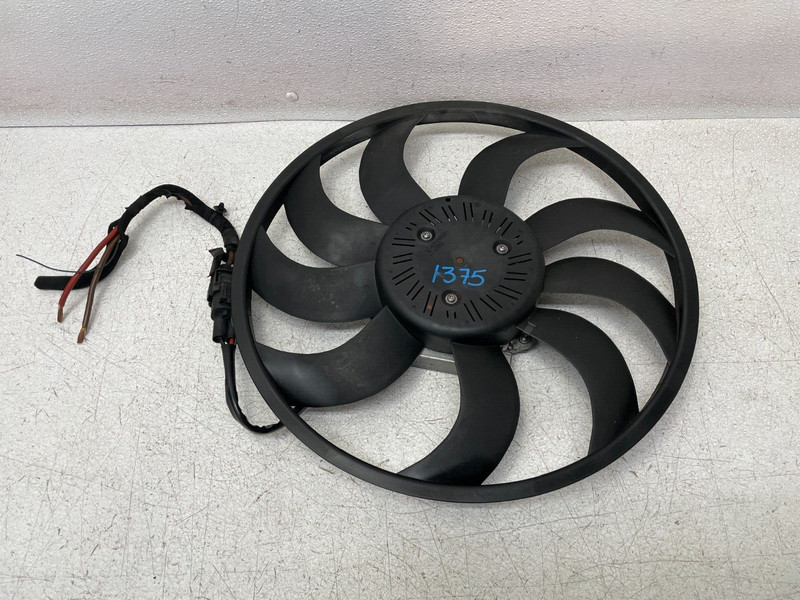 14 15 16 17 BMW F22 F23 M235i Radiator Cooling Fan W/Motor 1375 OEM