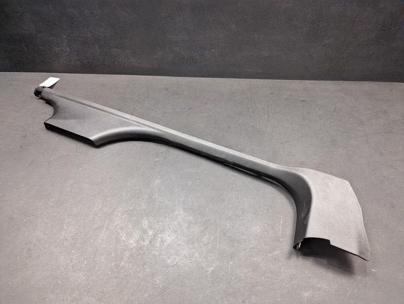 Front Right Door Sill Scuff Plate 2017 Chevrolet Cruze 84215903 2016 2018 2019