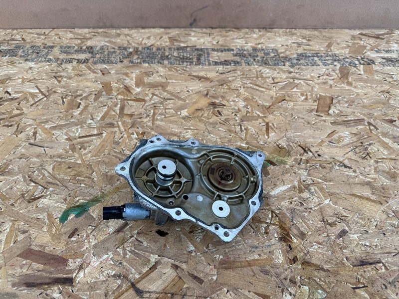 INFINITI Q50 Q60 2016-2024 OEM ENGINE MOTOR LEFT DRIVER CAMSHAFT VTC COVER 3.0T