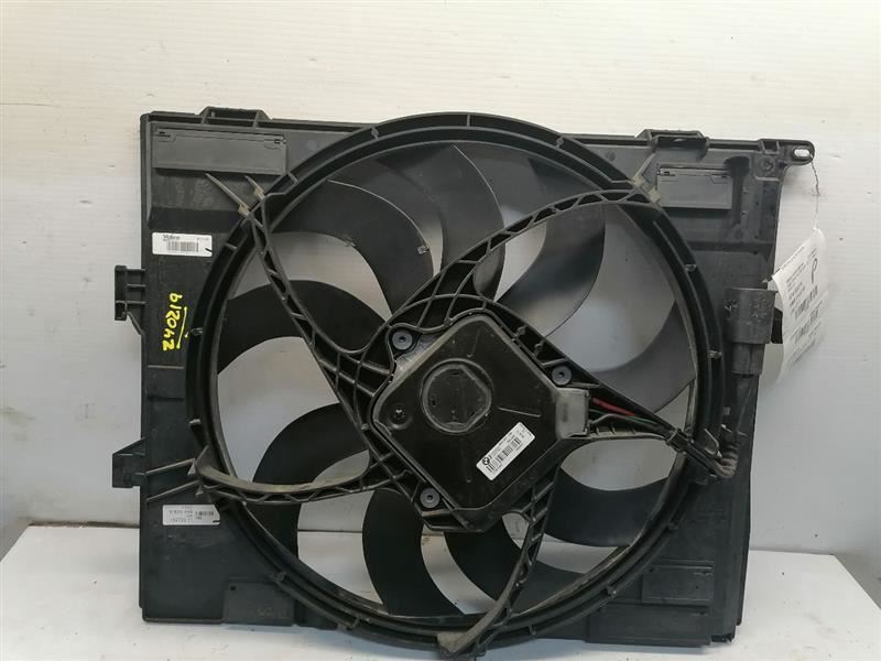 Radiator Fan Motor Fan Assembly Fits 17-20 BMW 230i 1390916
