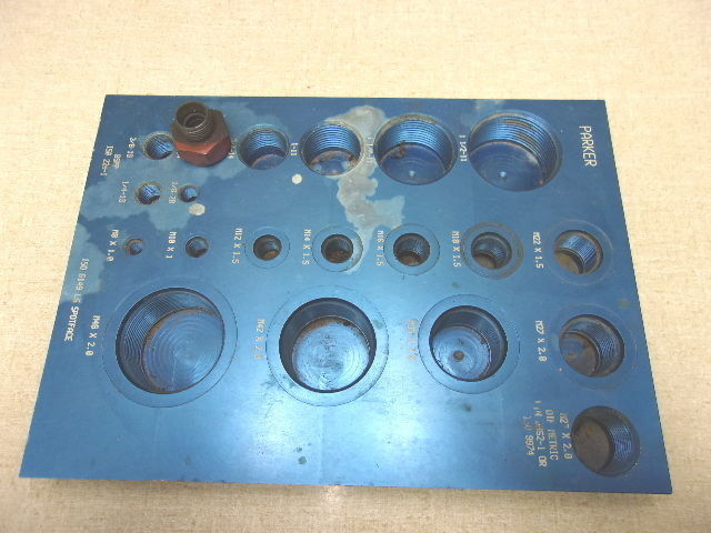 USED PARKER LG SPOTFACE ISO 6149 1/8IN-1-1/2IN 20-SLOT TRANSITION PLATE B244931