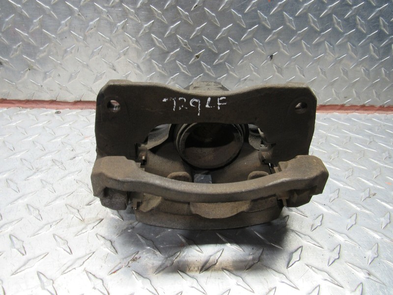 02-04 TOYOTA CAMRY LEFT FRONT DRIVER BRAKE CALIPER 16" WHEEL
