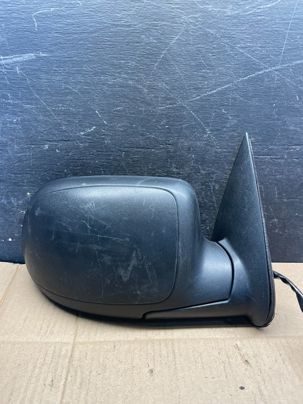 2003 to 2006 Gmc Yukon Right Passenger Turn Signal View Door MirrorOEMR9464 DG