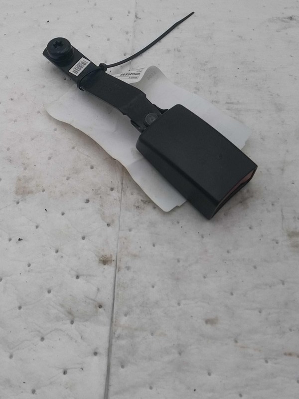 2015 Jeep Patriot OEM Black Seat Belt 75000 Miles Genuine Part NJ25-25659-650502