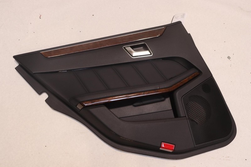 2010-2013 MERCEDES E-CLASS E350 W212 REAR LEFT SIDE DOOR PANEL TRIM COVER OEM