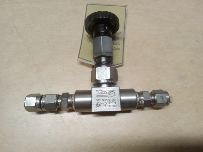 Swagelok Whitey SS-31RF4 Pressure Valve