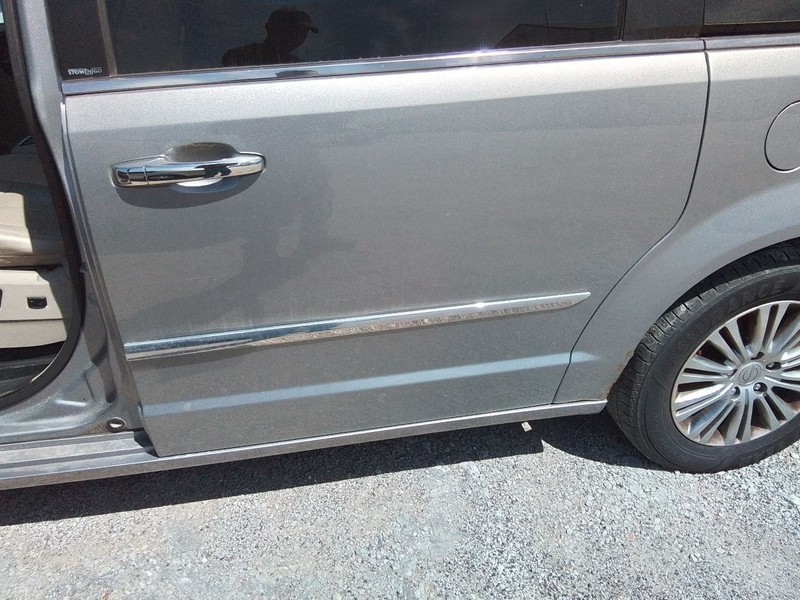 Driver Rear Side Door Movable Glass Fits 11-16 TOWN & COUNTRY 3466859