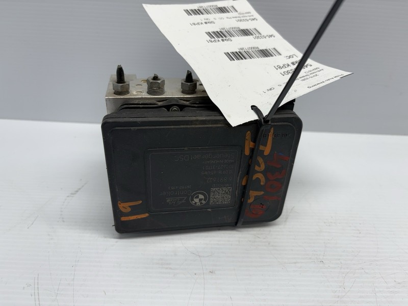 2016-2018 BMW 340i 330i 430i ABS Anti Lock Brake Pump & Module 6891612
