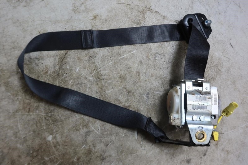 2011-2018 Jeep Wrangler JK 2 Door OEM Front Left Driver LH Seat Belt 5KM49DX9AF