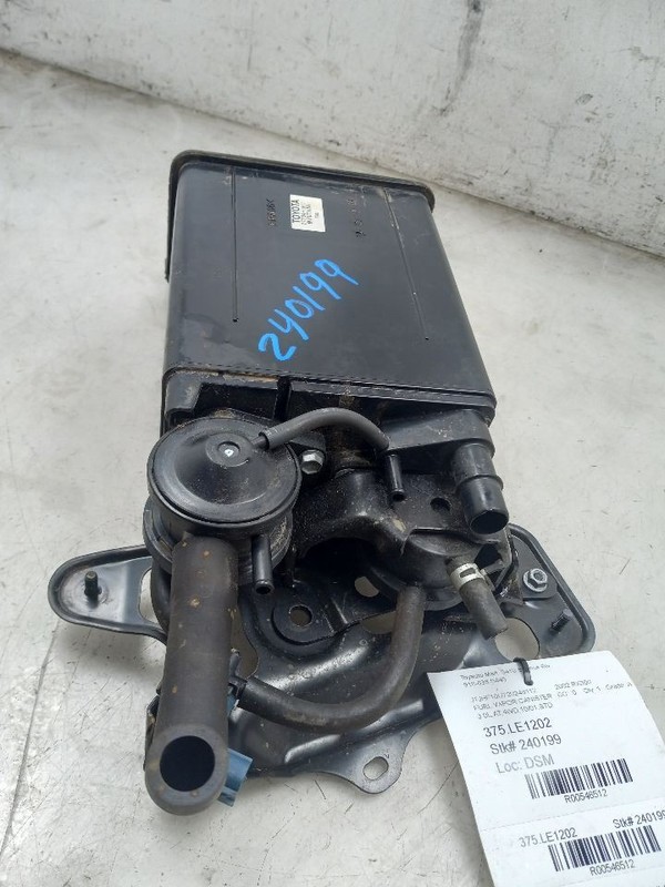 02 LEXUS RX300 3.0L FUEL VAPOR CANISTER