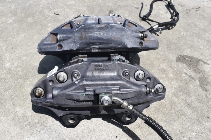2016-24 Camaro ZL1 Brembo Performance FRONT PAIR Brake Calipers OEM *DARK GREY*