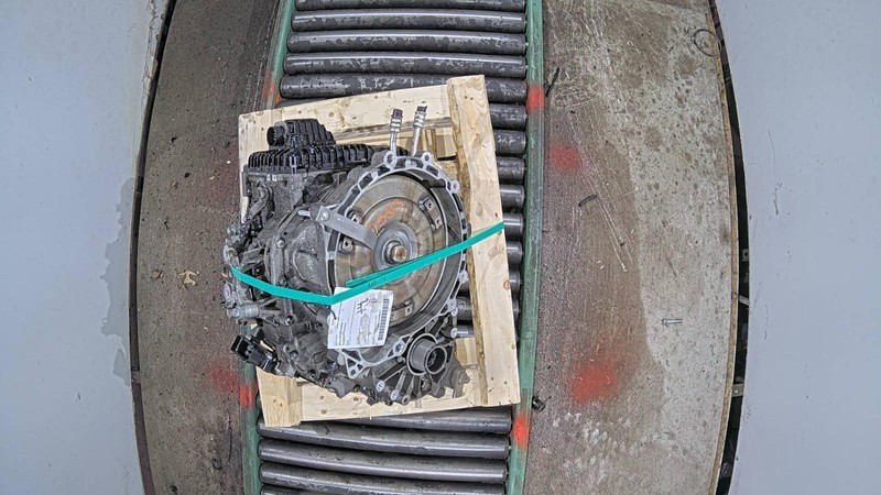 Used Automatic Transmission Assembly fits: 2016 Jeep Renegade AT 2.4L AWD single