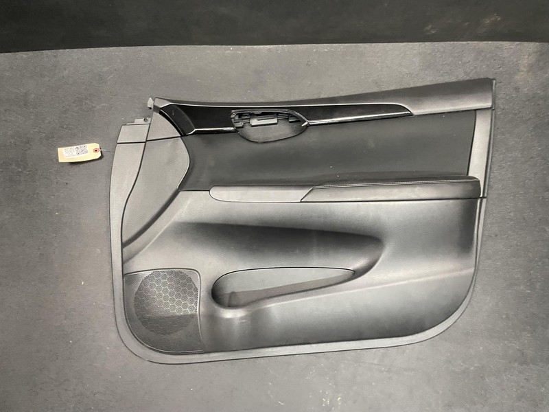 Front Right Door Trim Panel 2019 Nissan Sentra 80900-4AF5B 2015 2016 2017 2018