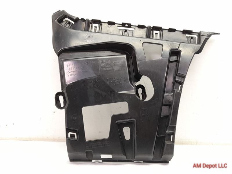 2013 BMW 3-Series 328i 335i 330i 340i F30 Rear Right Bumper Cover Guide Bracket