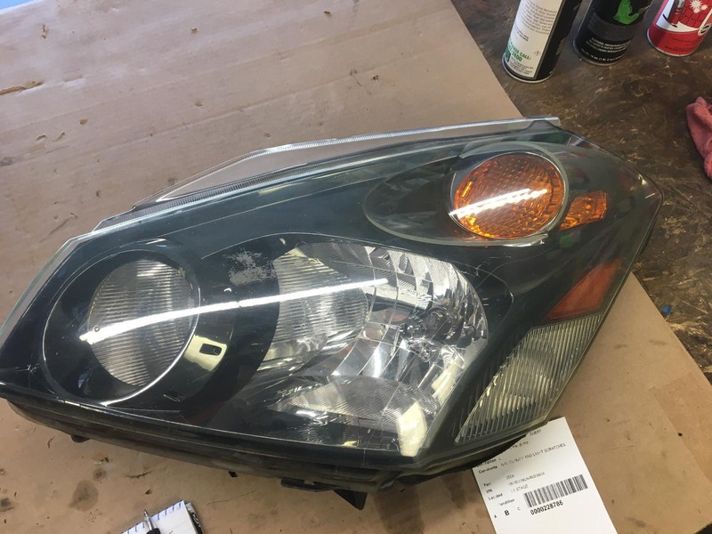 2004 NISSAN QUEST Left driver headlight Headlamp OEM 04 05 06 07 08 09