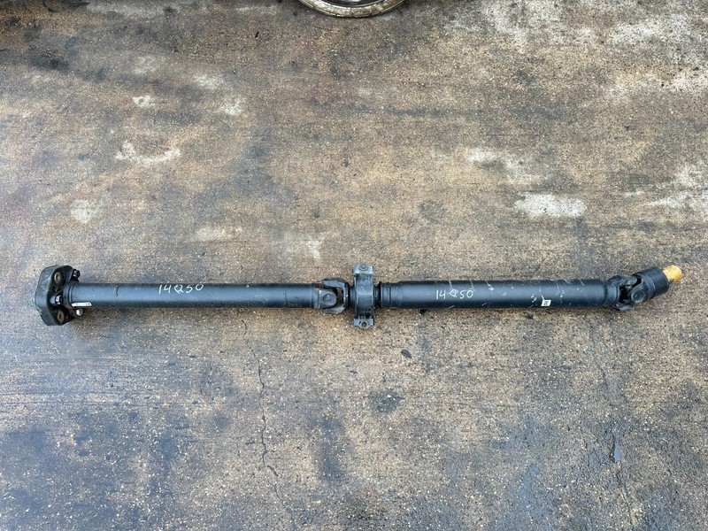 14-16 INFINITI Q50 - RWD REAR DRIVE SHAFT PROPELLER DRIVESHAFT OEM