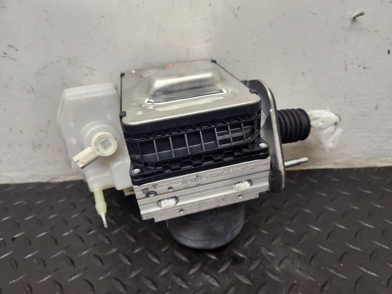 25 BMW X3 ABS Pump Power Brake Booster Assembly OEM 34505B3C86401