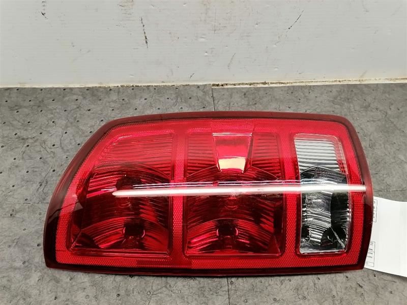 Passenger Right Tail Light Fits 02-06 DODGE 1500 PICKUP 1396788