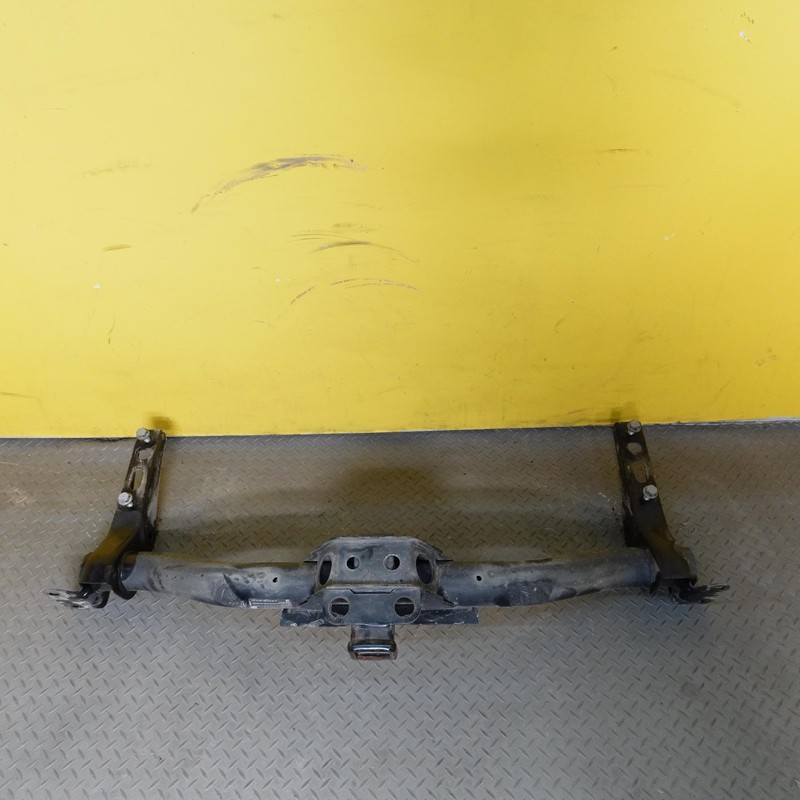 2014-2019 GMC SIERRA 1500 Trailer Tow Hitch OEM 23344202 22777175