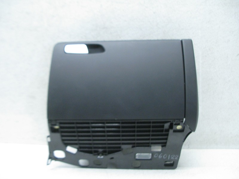 09-16 AUDI B8 A4 SEDAN GLOVEBOX DASH GLOVE BOX COMPARTMENT STORAGE 060122