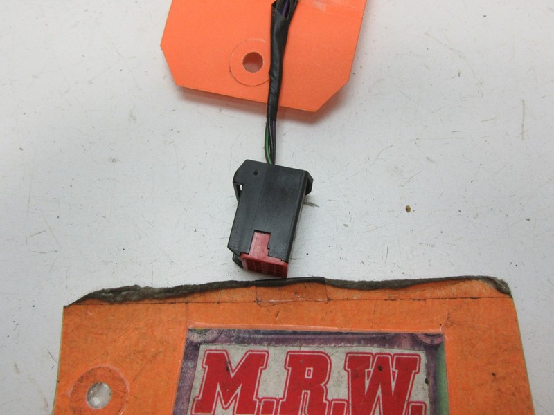 WIRE PLUG CONNECTOR PIG TAIL OFF CENTER DEFROST CONTROL DIAL TEMPERATURE CONTROL