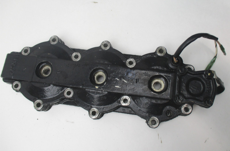 0435977 Evinrude Johnson 60-75 HP 3 Cyl Outboard Cylinder Head 0329835