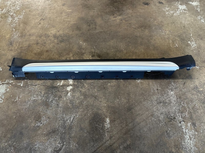 Low Milles! 17-24 Mini Countryman F60 LEFT SKIRT ROCKER PANEL COVER MOLDING OEM