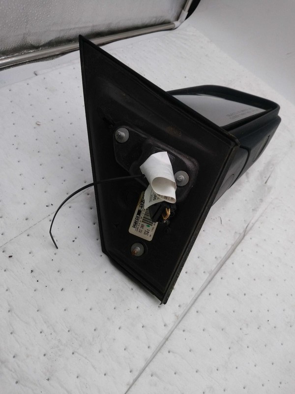 Used Right Door Mirror fits: 2010 Lincoln Mkx Power chrome cap manual fold lamps